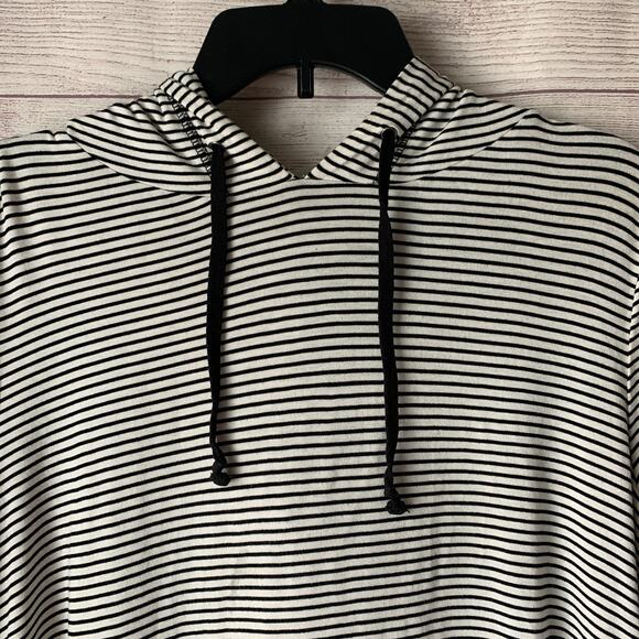 Sunday Black and White Striped Hoodie Short Sleeve Shirt Kangaroo Pocket Size L - Picture 15 of 16